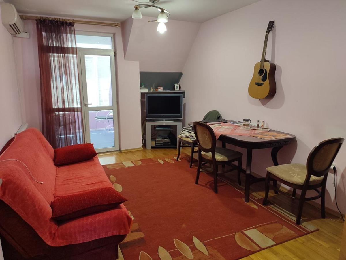 Spring Nebula Aparthotel Varna ภายนอก รูปภาพ